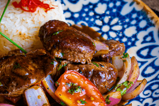 Local Eateries and Diverse Cuisine